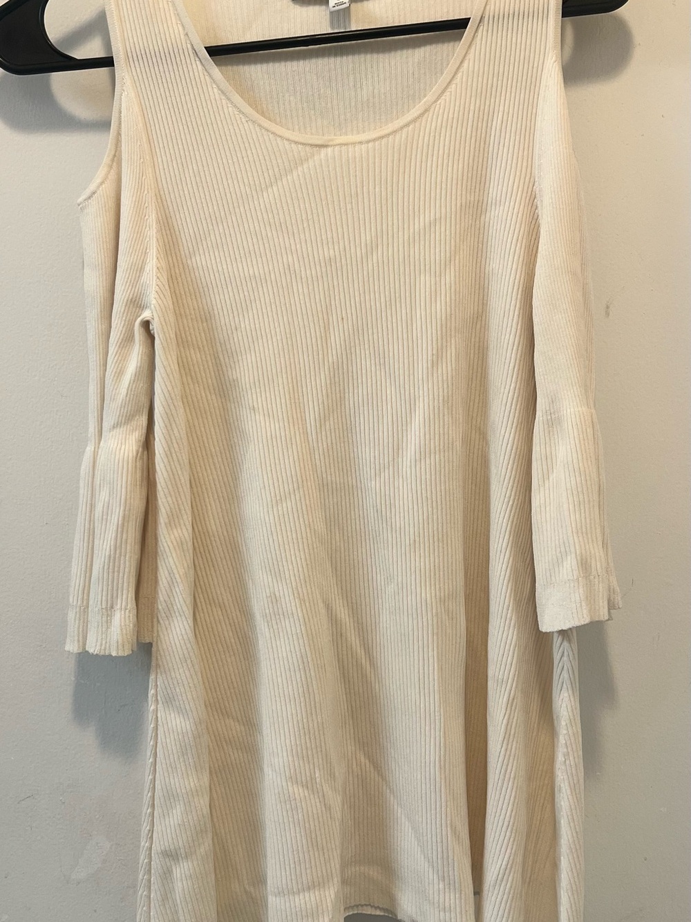 Elizabeth and James Cream Ribbed Cold-Shoulder Top